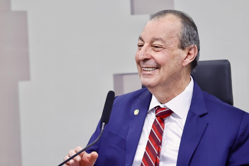 Pesquisa mostra Omar Aziz eleito no 1º turno ao governo do Amazonas em 2026