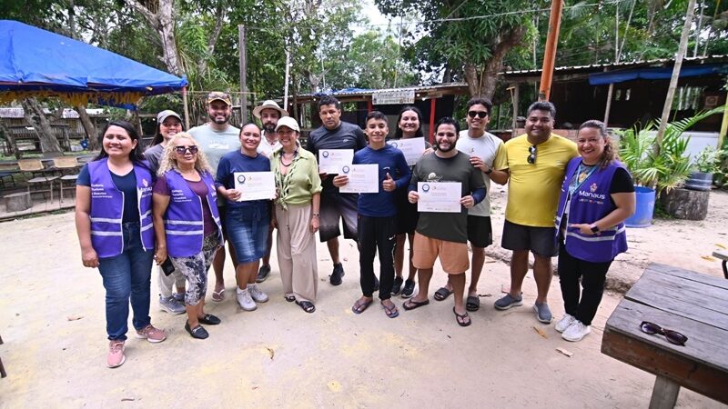 Prefeitura de Manaus encerra capacitação em Turismo de Base Comunitária na RDS do Tupé