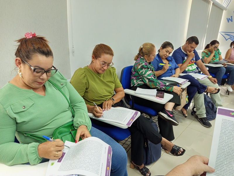 Projeto ALFA-EJA Brasil promove formação presencial e fortalece a Educação de Jovens e Adultos em Coari (AM)