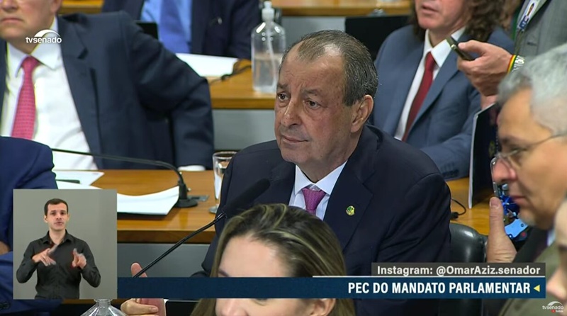 Aziz inaugura voto para enterro da PEC da blindagem no Senado