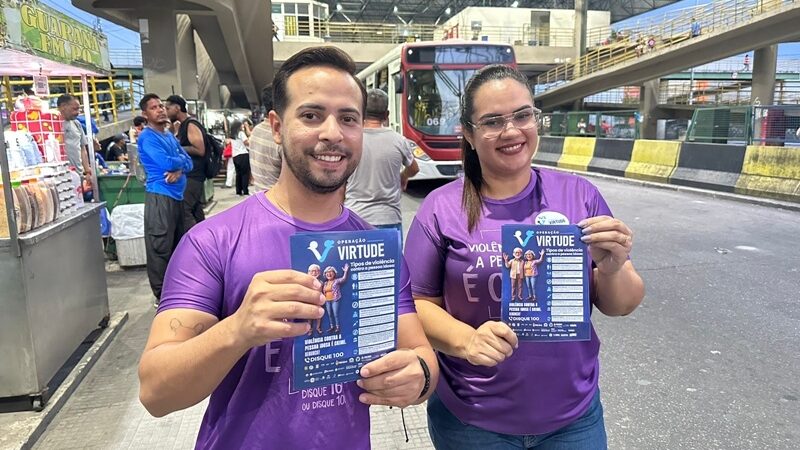 Prefeitura de Manaus promove ação educativa nos terminais 4 e 5 sobre direitos da pessoa idosa