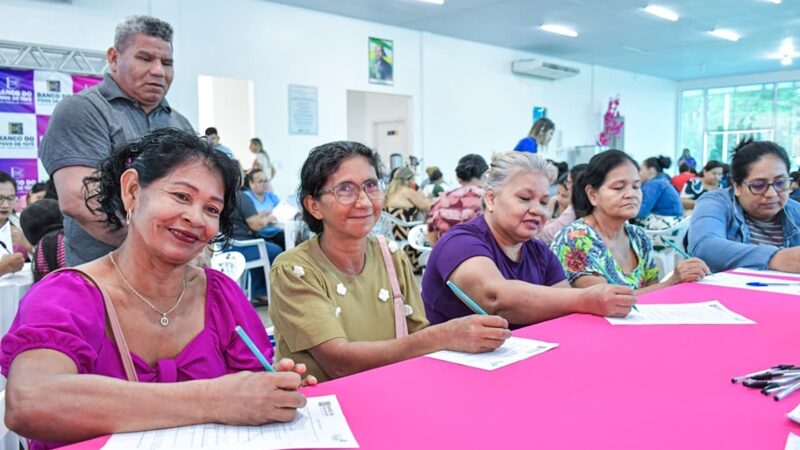 Prefeitura de Tefé promove cadastramento e oficinas do Programa Mulher Empreendedora em parceria com o Banco do Povo