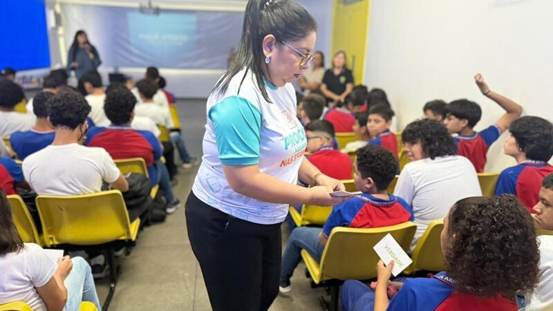 Prefeitura reforça educação para o consumo em escola na zona Leste