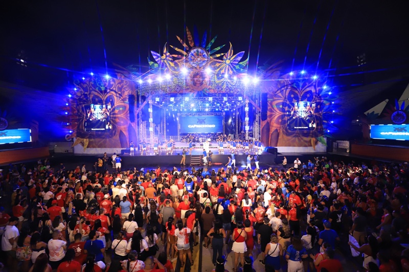 Capital amazonense comemora 356 anos com noite de festa no primeiro dia do ‘Boi Manaus 2025’