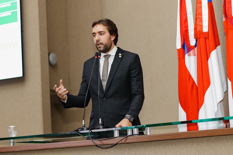 Deputado Thiago Abrahim propõe inclusão escolar de estudantes com TEA e TDAH por meio de visitas terapêuticas