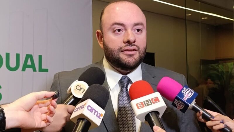 Fausto Jr. diz que prisão de Bolsonaro é política, mas ninguém vai calar sua voz