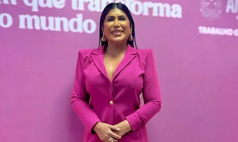 Primeira-dama Kelly Barbosa se destaca na área social e fortalece protagonismo feminino em Tefé