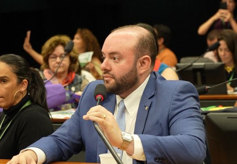 Fausto Jr. articula bancada do Amazonas para barrar projeto que altera isenções da Zona Franca de Manaus