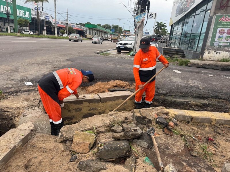 Prefeitura de Manaus elimina ponto crítico de alagamentos na avenida Torquato Tapajós