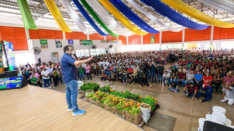 Roberto Cidade cumpre agenda em Autazes com entrega de escola de tempo integral e obras na AM-254