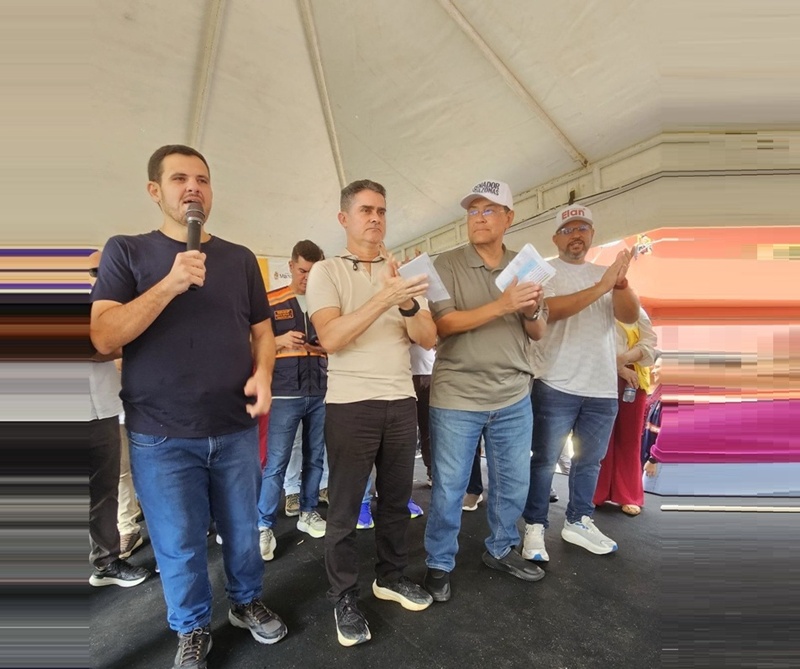 Elan Alencar participa da assinatura da ordem de serviço das 13 áreas de risco contempladas em Manaus