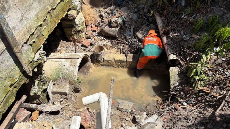 Prefeitura de Manaus intensifica recuperação de drenagem no Coroado e melhora escoamento das águas na zona Leste