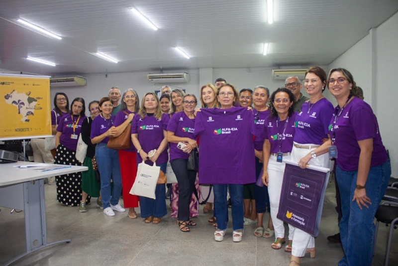ALFA-EJA Brasil impacta o ensino de EJA no Norte e Nordeste, com formação presencial para gestores, educadores e movimentos sociais