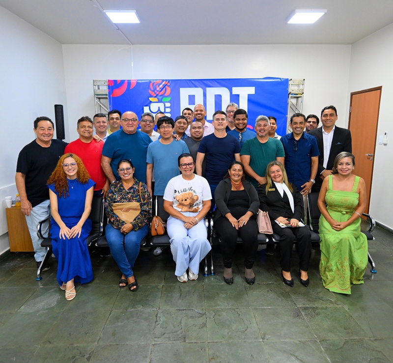 David Almeida reúne nominata do PDT e amplia base para disputa estadual no Amazonas