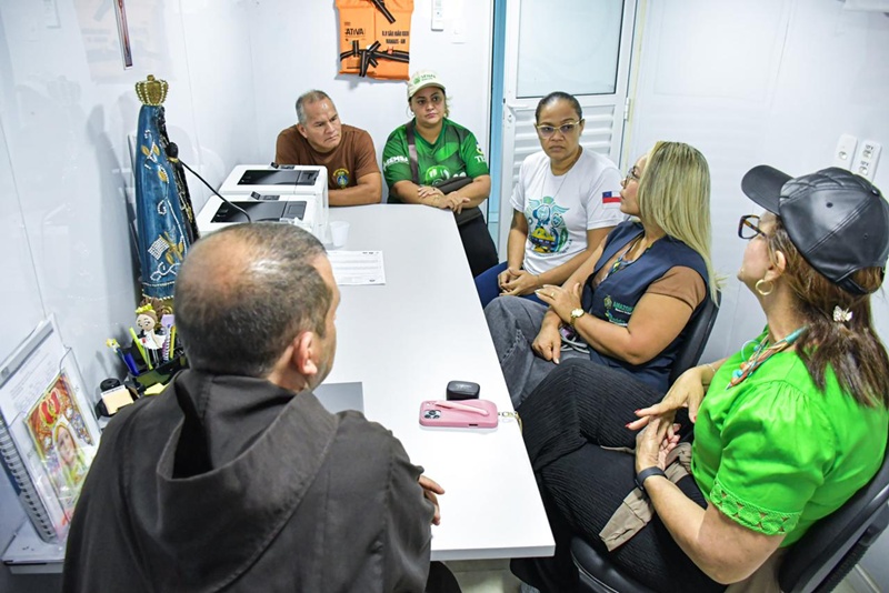Barco Hospital São João XVIII realiza 29ª expedição em Tefé com atendimentos e cirurgias gratuitas.