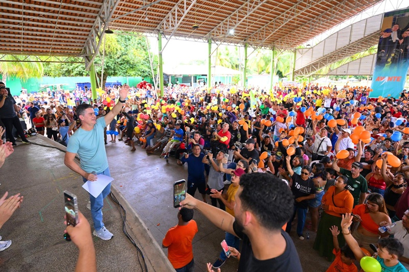 Multidão em Itacoatiara consolida avanço de David Almeida e projeta força no interior do Amazonas
