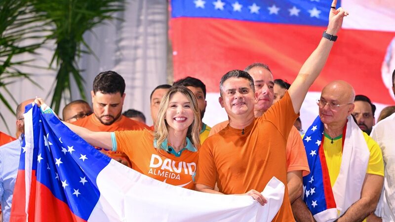 Avante reúne 12 mil pessoas e transforma lançamento de Augusto Cury na Maior mobilização Política da Pré Campanha no Amazonas
