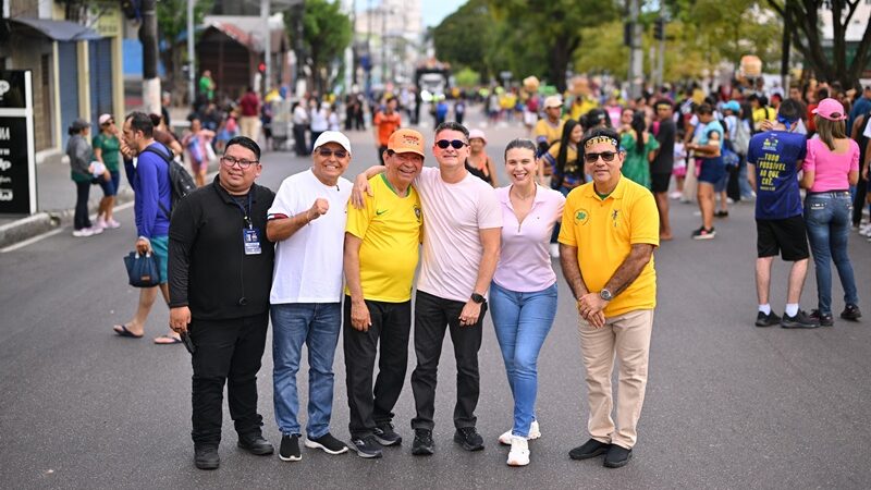 David Almeida participa da 32ª Marcha para Jesus e renova propósito de fé pelas famílias amazonenses